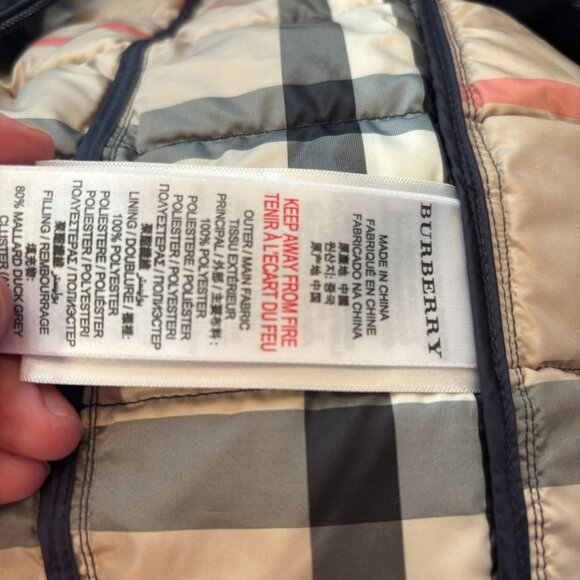 Burberry Navy Bomber Jacket in Size 12Y - Excellent Condition - Picture 5 of 7